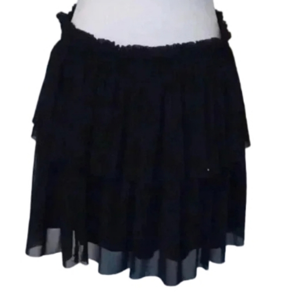 💙🐾New black layered skirt🎉 - Picture 1 of 9